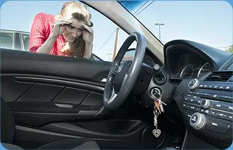 Locksmith Master Store Orlando, FL 407-308-0979 - locked-keys-in-car